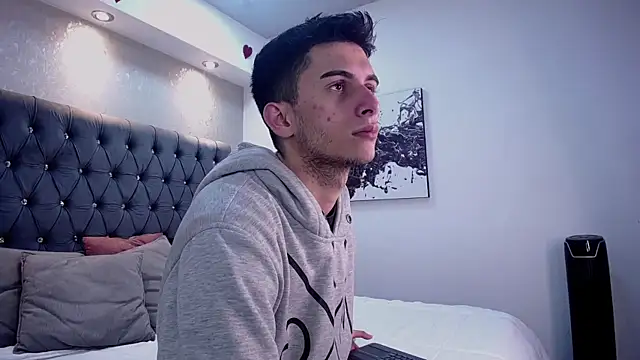 Snapshot of MrWilliseo chatting on 03.05.25 MrWilliseo online show from 03.05.25