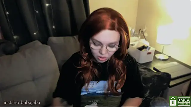 Snapshot of whoa-hoa-hoa-hoa-hoa chatting on 12.21.24 whoa-hoa-hoa-hoa-hoa online show from 12.21.24