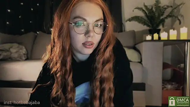 Snapshot of whoa-hoa-hoa-hoa-hoa chatting on 12.28.24 whoa-hoa-hoa-hoa-hoa online show from 12.28.24