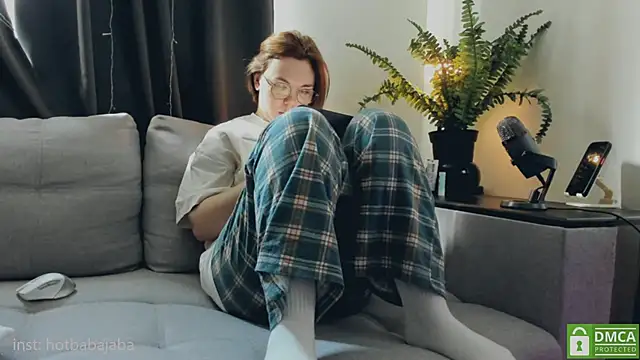 Snapshot of whoa-hoa-hoa-hoa-hoa chatting on 02.27.25 whoa-hoa-hoa-hoa-hoa online show from 02.27.25