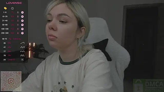 Snapshot of whoa-hoa-hoa-hoa-hoa chatting on 09.16.25 whoa-hoa-hoa-hoa-hoa online show from 09.16.25