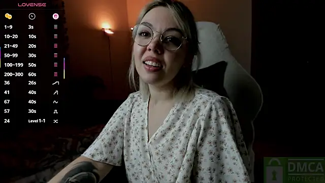 Snapshot of whoa-hoa-hoa-hoa-hoa chatting on 10.16.25 whoa-hoa-hoa-hoa-hoa online show from 10.16.25