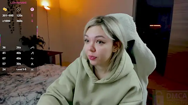 Snapshot of whoa-hoa-hoa-hoa-hoa chatting on 10.17.25 whoa-hoa-hoa-hoa-hoa online show from 10.17.25