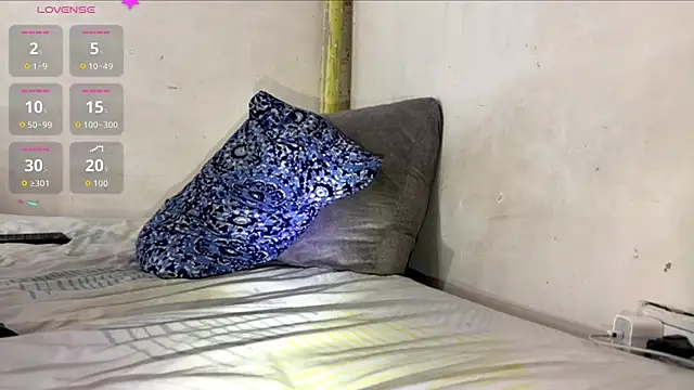 KENDER21  online show from 10.24.25