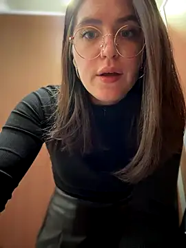 meow girl online show from 10.04.25