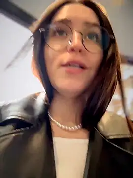 meow girl online show from 04.03.26