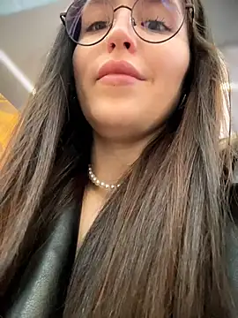 meow girl online show from 04.21.26