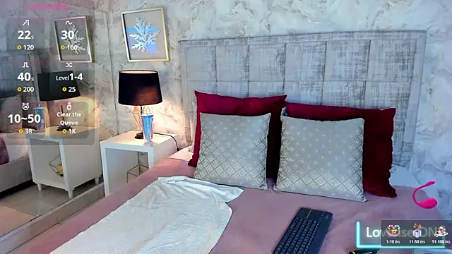 MadisonHunter2024 online show from 12.20.25