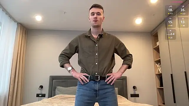 Snapshot of cute_mark chatting on 11.20.25 cute mark online show from 11.20.25