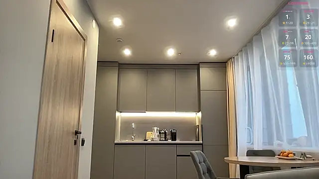 Snapshot of cute_mark chatting on 11.29.25 cute mark online show from 11.29.25