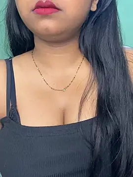 Snapshot of Ishaani_0 chatting on 05.17.26 Ishaani 0 online show from 05.17.26