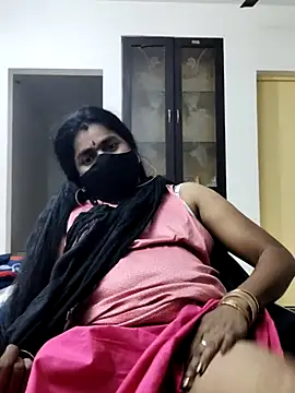 Snapshot of Tamilrojanew chatting on 01.04.25 Tamilrojanew online show from 01.04.25