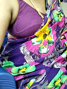 Snapshot of Tamilrojanew chatting on 03.19.25 Tamilrojanew online show from 03.19.25