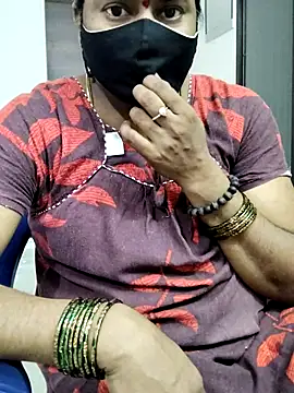 Snapshot of Tamilrojanew chatting on 09.25.25 Tamilrojanew online show from 09.25.25