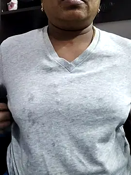 Snapshot of Tamilrojanew chatting on 10.02.25 Tamilrojanew online show from 10.02.25