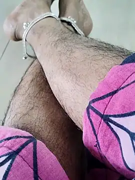 Snapshot of Tamilrojanew chatting on 10.15.25 Tamilrojanew online show from 10.15.25