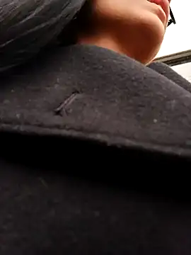 chloewildd  online show from 10.23.25