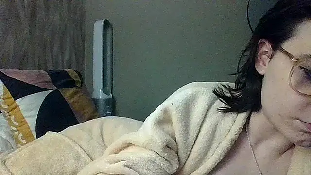 Petite moi online show from 03.22.26