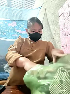 Betty20zx online show from 12.15.25