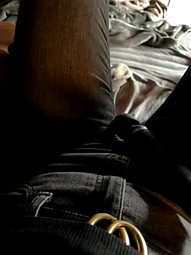 Ana-05 online show from 10.31.25