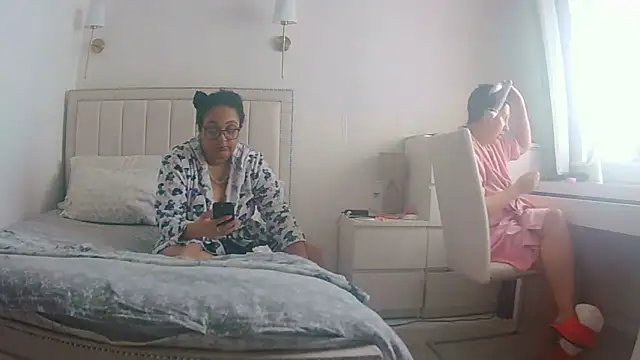 vanilla chocolate23 online show from 04.11.26