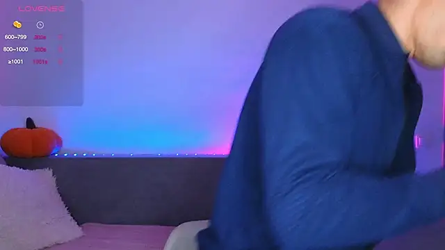 denlover1 online show from 10.09.25