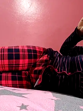 Snapshot of 3ahhd chatting on 03.08.25 3ahhd online show from 03.08.25