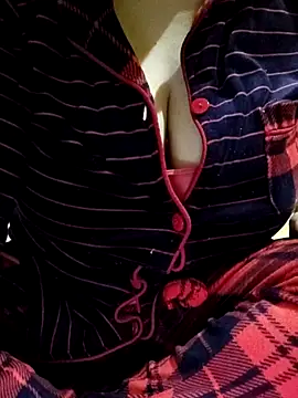 Snapshot of 3ahhd chatting on 03.09.25 3ahhd online show from 03.09.25