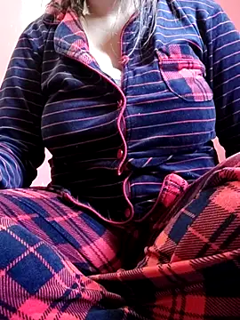 Snapshot of 3ahhd chatting on 03.18.25 3ahhd online show from 03.18.25