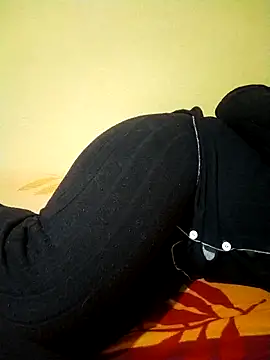 Snapshot of 3ahhd chatting on 11.18.25 3ahhd online show from 11.18.25