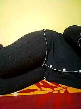 Snapshot of 3ahhd chatting on 11.18.25 3ahhd online show from 11.18.25