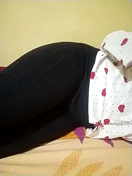 Snapshot of 3ahhd chatting on 12.01.25 3ahhd online show from 12.01.25