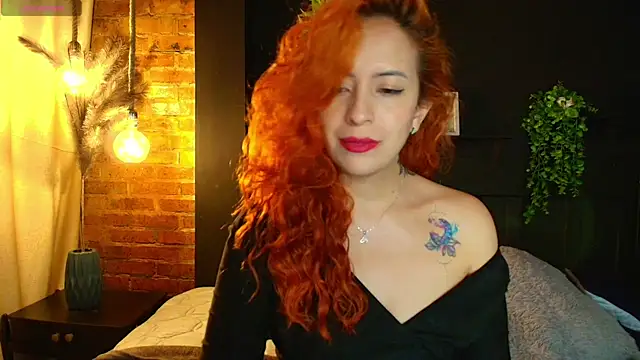 Snapshot of sahra_taylor_ chatting on 11.06.25 sahra taylor online show from 11.06.25