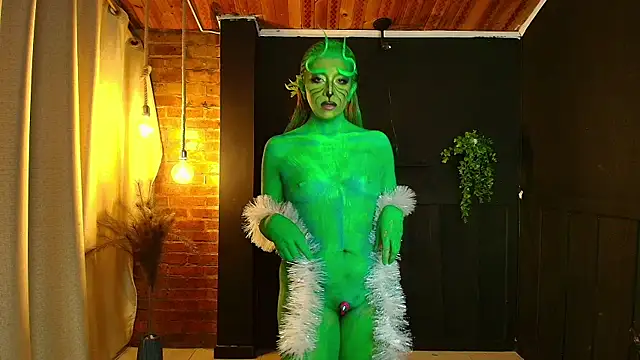 Snapshot of sahra_taylor_ chatting on 12.14.25 sahra taylor online show from 12.14.25