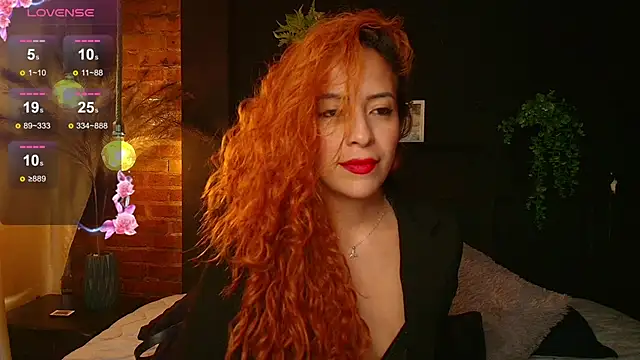 Snapshot of sahra_taylor_ chatting on 02.11.26 sahra taylor online show from 02.11.26