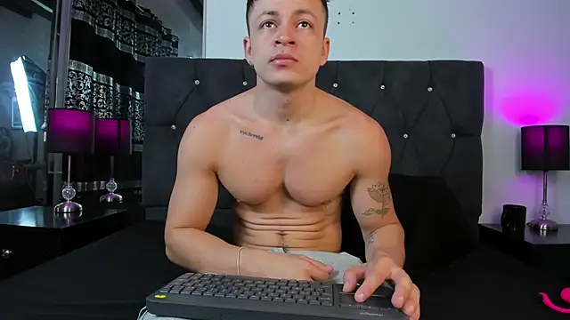 Snapshot of Angel_Cuervo chatting on 01.19.26 Angel Cuervo online show from 01.19.26