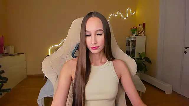 your emily  online show from 03.04.25