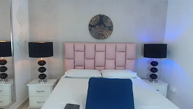 Zoe Vixen online show from 02.20.25