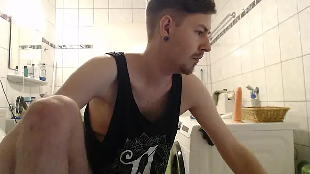 jonny-bisexual online show from 12.29.24