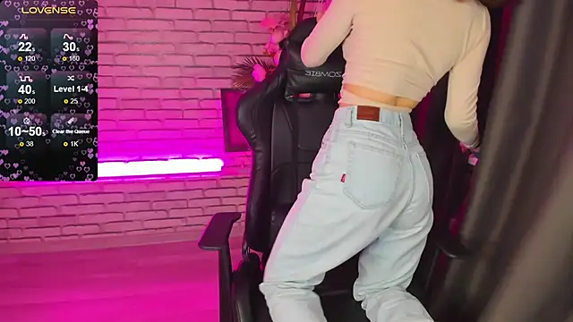 Tonya Gray online show from 12.13.24