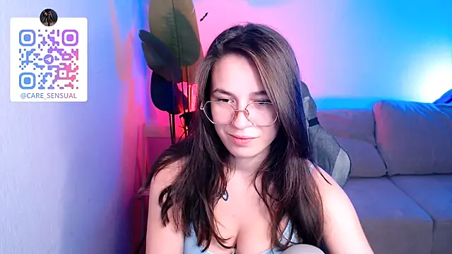 Snapshot of M_Sensual chatting on 10.18.25 M Sensual online show from 10.18.25