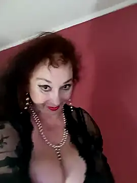 Snapshot of GypsyEsmeralda chatting on 03.14.25 GypsyEsmeralda online show from 03.14.25