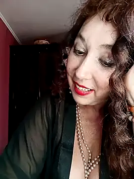 Snapshot of GypsyEsmeralda chatting on 03.22.25 GypsyEsmeralda online show from 03.22.25