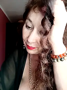 Snapshot of GypsyEsmeralda chatting on 03.22.25 GypsyEsmeralda online show from 03.22.25
