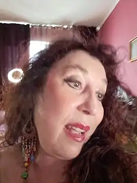 Snapshot of GypsyEsmeralda chatting on 05.20.26 GypsyEsmeralda online show from 05.20.26