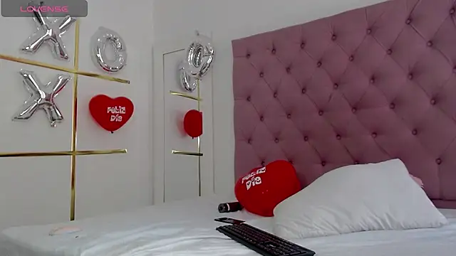 CATALAIA STOMM online show from 02.15.25