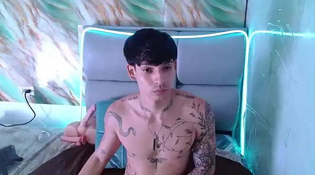 Apolo Hidalgo01 online show from 03.16.25