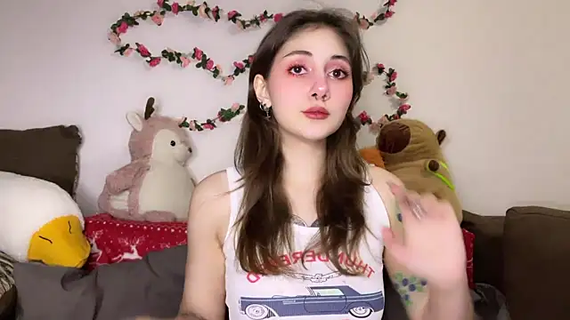 Snapshot of _Devill_Baby chatting on 02.07.25 Devill Baby online show from 02.07.25