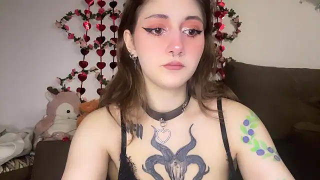 Snapshot of _Devill_Baby chatting on 02.27.25 Devill Baby online show from 02.27.25