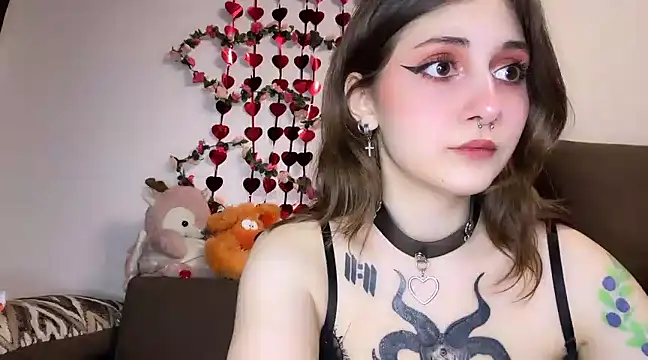 Snapshot of _Devill_Baby chatting on 02.28.25 Devill Baby online show from 02.28.25